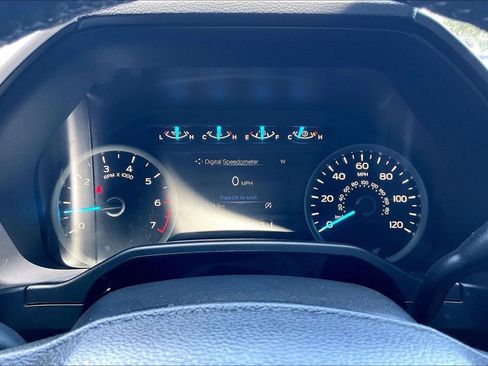 Used 2016 Ford F150 XLT w/ Equipment Group 302A Luxury RWD image 12