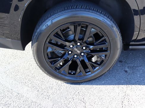 Used 2021 GMC Yukon Denali w/ Denali Premium Package image 42