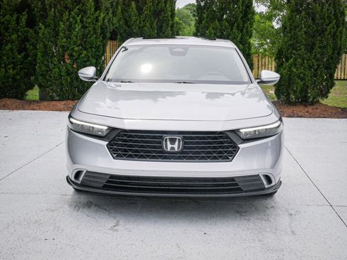 Used 2024 Honda Accord EX image 3