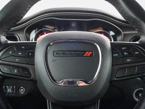 Used 2023 Dodge Challenger SXT image 20