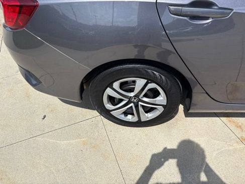 Used 2016 Honda Civic LX image 9