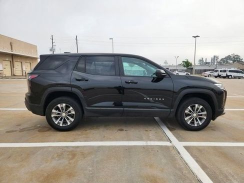 Used 2026 Chevrolet Equinox LT AWD/4WD image 4