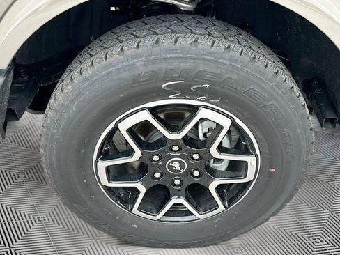 New 2025 Ford Bronco Outer Banks image 20