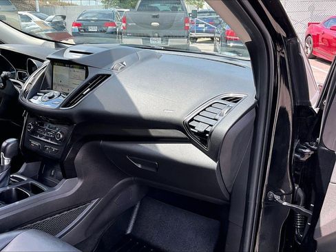 Used 2017 Ford Escape Titanium AWD/4WD image 16