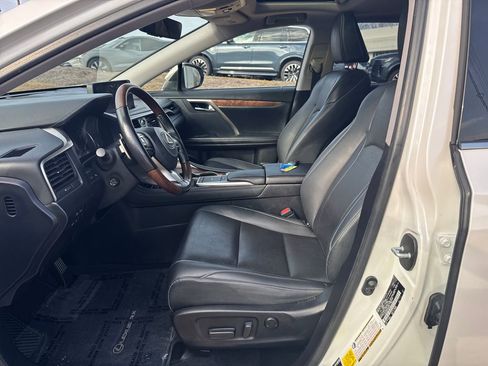 Used 2022 Lexus RX 350L FWD w/ Premium Package image 11