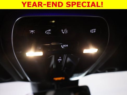 Used 2025 Mercedes-Benz GLC 300 4MATIC image 26