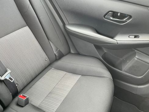 Used 2025 Nissan Sentra SV image 35