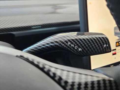 Used 2023 Tesla Model Y Long Range image 12