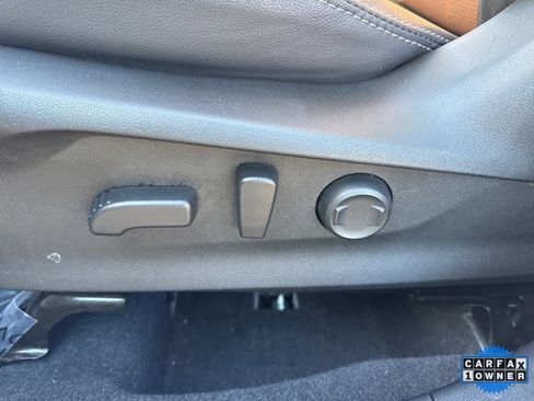 Used 2023 Subaru Forester Touring image 22