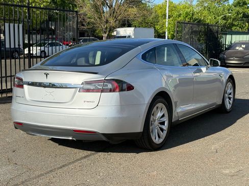 Used 2015 Tesla Model S P85D image 5
