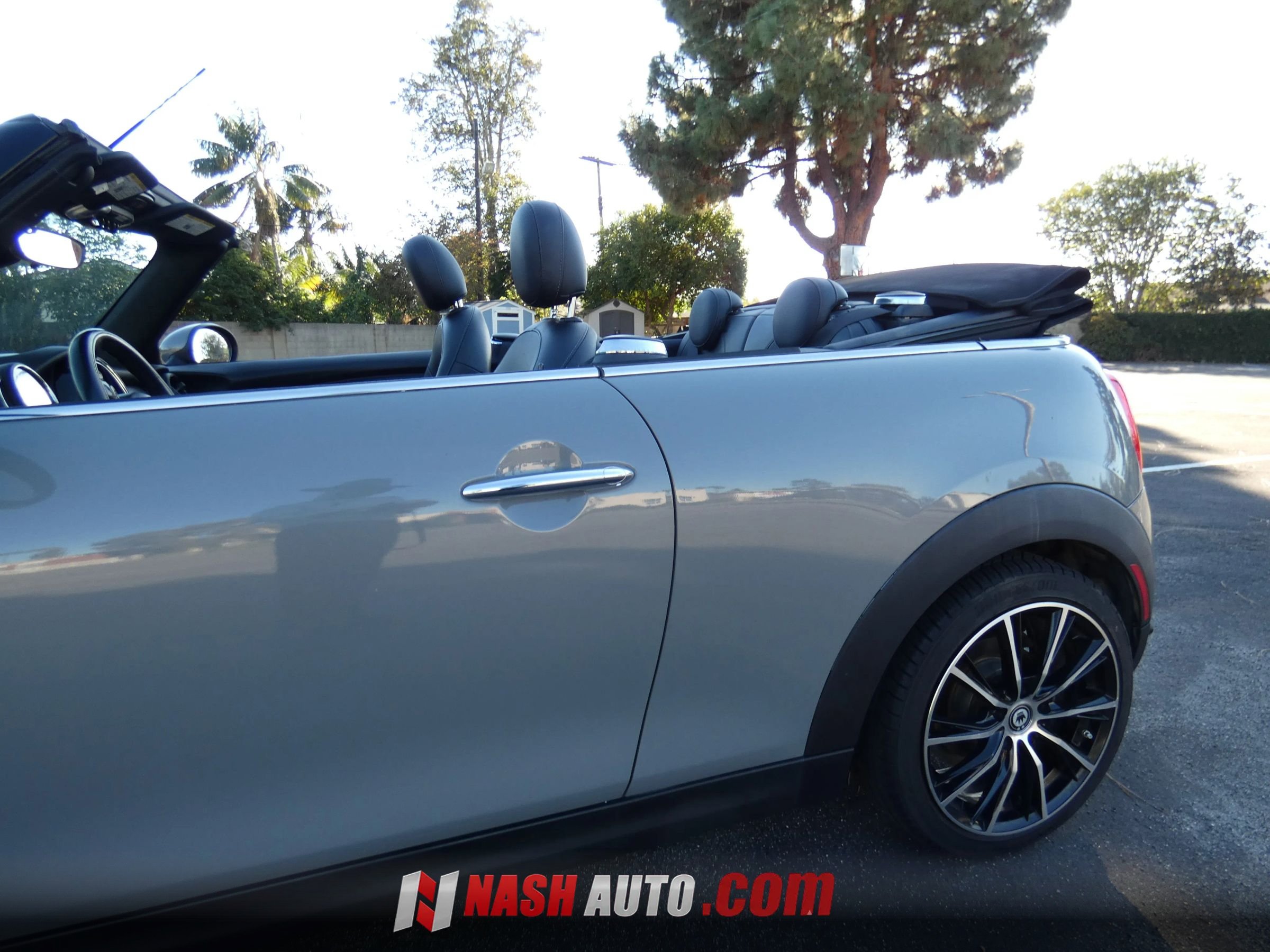 Used 2019 MINI Cooper Convertible FWD image 11