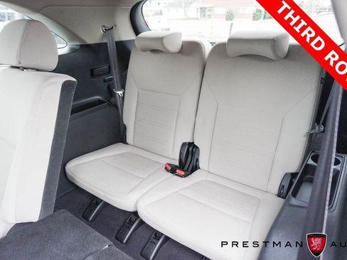 Used 2018 Kia Sorento LX image 4
