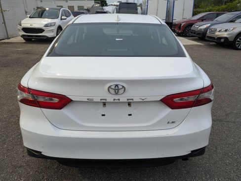 Used 2020 Toyota Camry LE FWD image 6