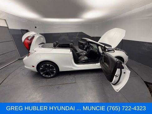 Used 2019 Buick Cascada Premium FWD image 32