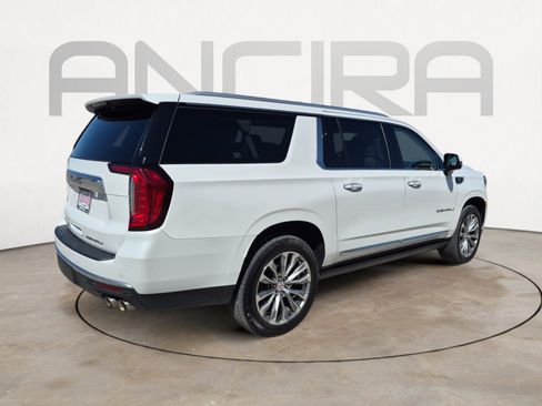 Used 2022 GMC Yukon XL Denali w/ Denali Ultimate Package image 10