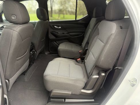 Used 2024 Chevrolet Traverse LT AWD/4WD image 11
