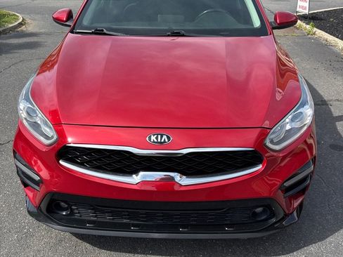 Used 2019 Kia Forte S image 2