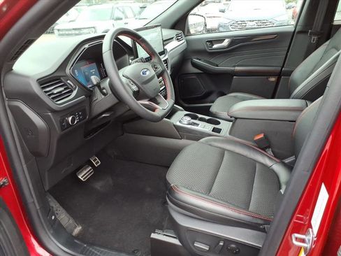 Used 2024 Ford Escape ST-Line w/ Tech Pack #1 image 11