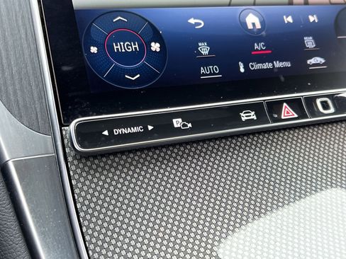 Certified 2024 Mercedes-Benz GLC 300 4MATIC image 32