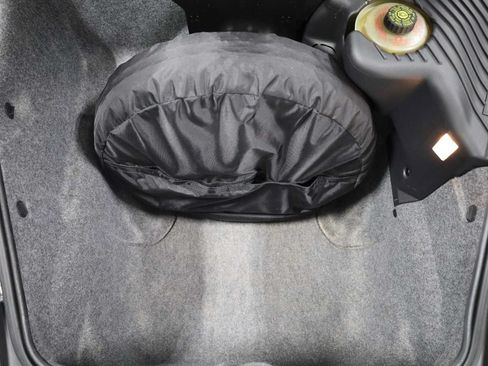Used 2000 Porsche Boxster RWD image 32