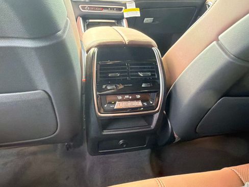 New 2027 BMW X6 xDrive40i AWD/4WD image 17