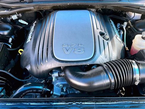 Used 2022 Dodge Challenger R/T w/ Blacktop Package RWD image 27