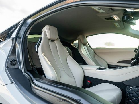 Used 2016 BMW i8 image 39