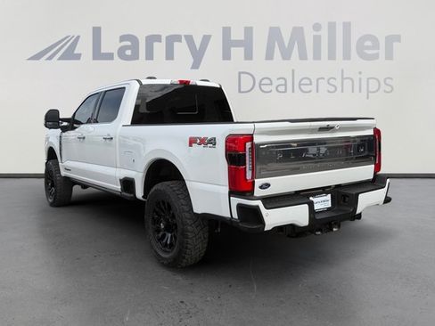 Certified 2024 Ford F350 Platinum image 3