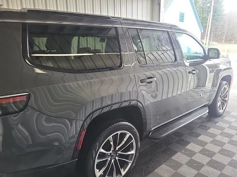 Used 2024 Jeep Wagoneer Series II w/ Convenience Group I AWD/4WD image 14