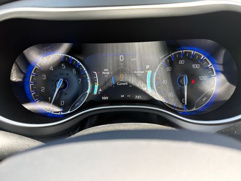 New 2027 Chrysler Pacifica Select FWD image 26