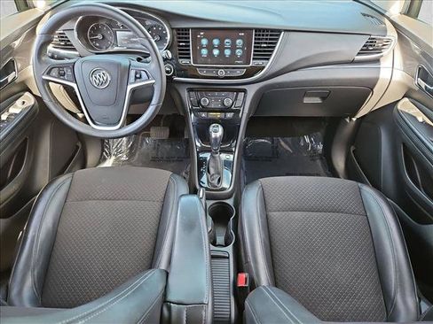Used 2021 Buick Encore Preferred FWD image 16