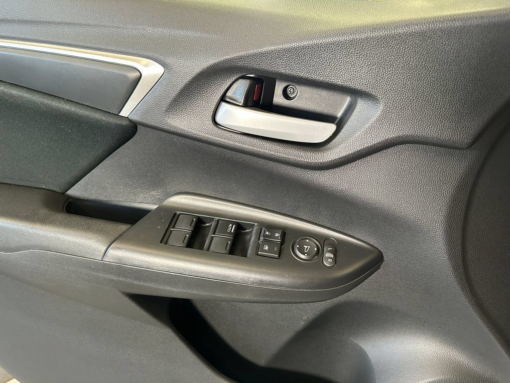 Used 2019 Honda Fit LX image 19