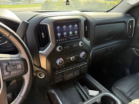 Used 2022 GMC Sierra 3500 Denali w/ Denali Ultimate Package AWD/4WD image 12