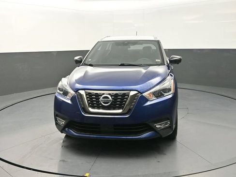 Used 2020 Nissan Kicks SR FWD image 2