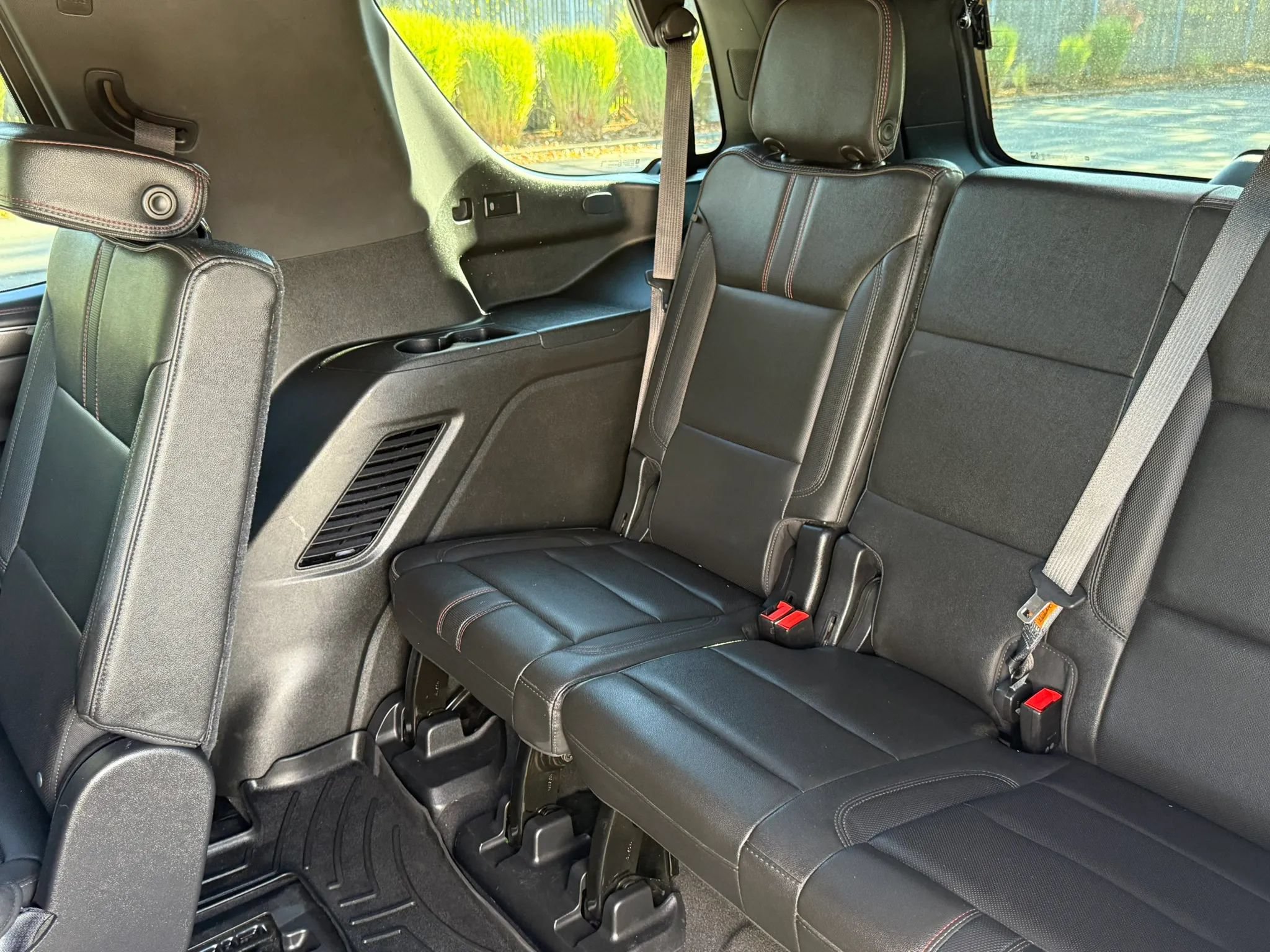 Used 2021 Chevrolet Tahoe RST w/ Rear Media and Nav Package AWD/4WD image 25