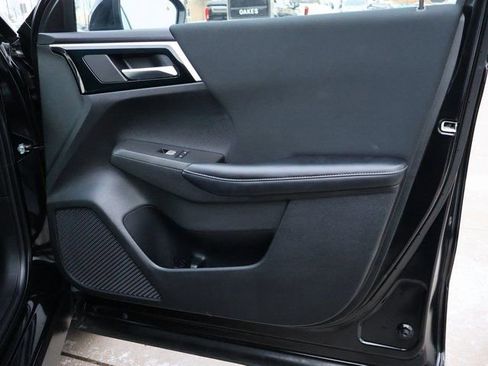 Used 2022 Mitsubishi Outlander ES image 9