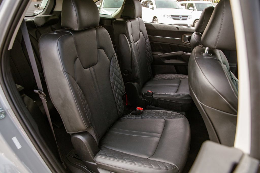 Used 2023 Kia Sorento SX Prestige AWD/4WD image 12