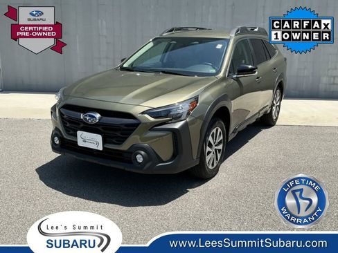 Certified 2025 Subaru Outback Premium AWD/4WD image 1