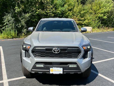 New 2025 Toyota Tacoma TRD Off-Road w/ TRD Off Road Upgrade Package image 8