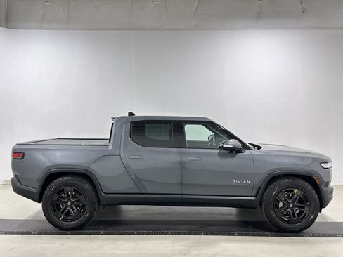 Used 2024 Rivian R1T Adventure AWD/4WD image 6