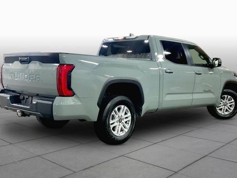 Used 2025 Toyota Tundra SR5 w/ SR5 Premium Package AWD/4WD image 14