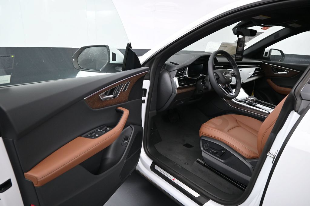 New 2026 Audi Q8 Premium Plus AWD/4WD image 5