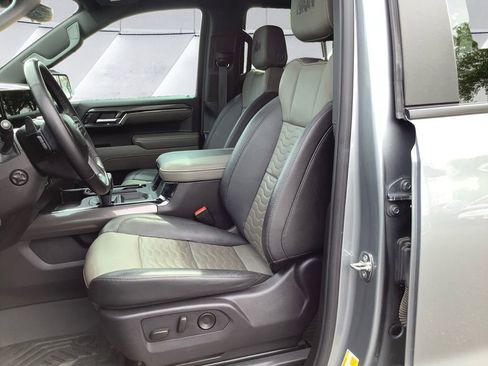 Used 2024 Chevrolet Silverado 1500 ZR2 w/ ZR2 Bison Edition AWD/4WD image 8