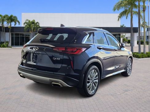Used 2023 INFINITI QX50 Luxe image 7