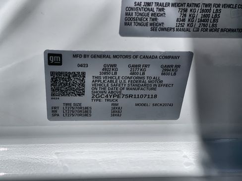 Certified 2024 Chevrolet Silverado 2500 LTZ w/ LTZ Convenience Package image 35