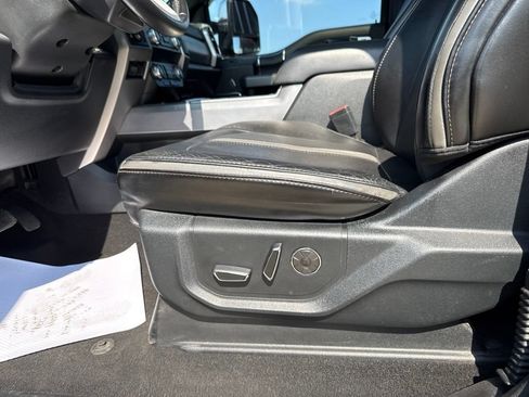 Used 2019 Ford F250 Platinum w/ Platinum Ultimate Package AWD/4WD image 27