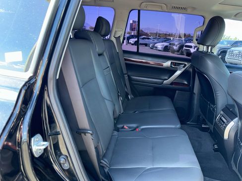 Used 2019 Lexus GX 460 Premium AWD/4WD image 17