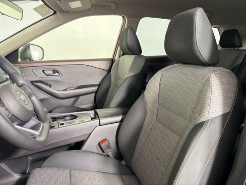 Used 2021 Nissan Rogue S image 21