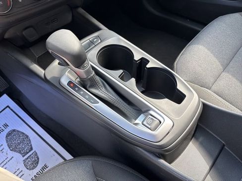 Used 2024 Chevrolet Trax LS w/ LS Convenience Package image 34