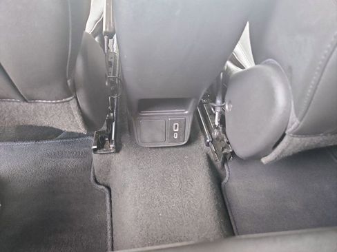 Used 2025 Buick Encore GX Preferred AWD/4WD image 31